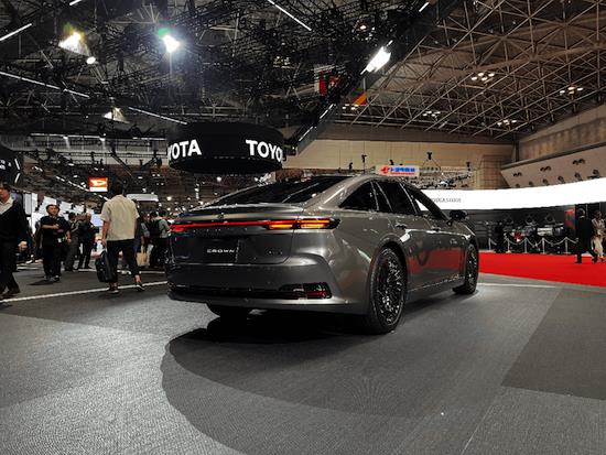 Or for the new crown Sedan Toyota new models will be unveiled at the Guangzhou Auto Show _fororder_image006